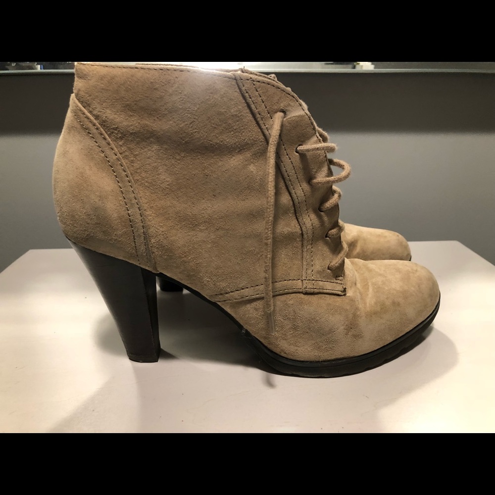 White Mountain Taupe lace-up booties